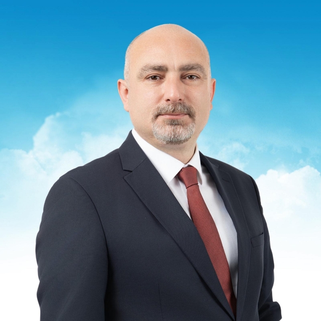 Hopa´da partiler farklı, başkan adaylarının isimleri aynı