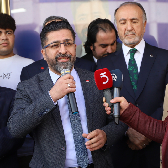 Gölbaşı'nda Saadet Partisi'nin seçim irtibat bürosu açıldı