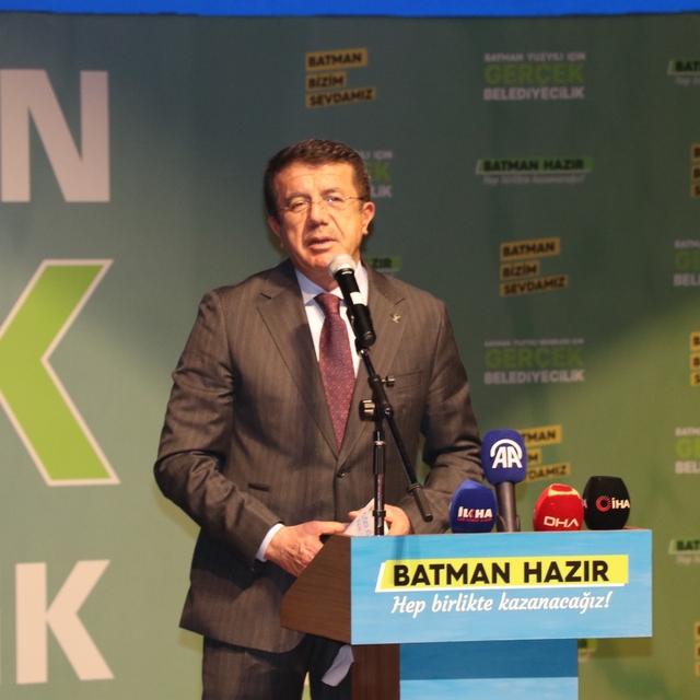 AK Parti´li Zeybekci: Belediyenin önünde zeybek oynayacağım