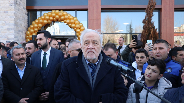 Niğde'de 100. Yıl Millet Kütüphanesi hizmete açıldı