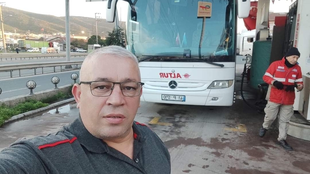 Servis otobüsü sürücüsünü, 15 yıllık husumet sebebiyle öldürmüş