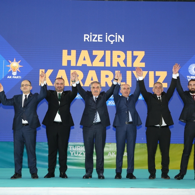 Gençlik ve Spor Bakanı Bak, Rize'de belediye başkan adayları tanıtım töreni...