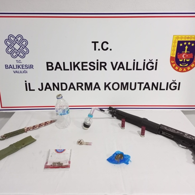 Gönen ve Erdek'te uyuşturucu operasyonlarında 6 şüpheli yakalandı