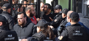 Manisa'da Turgutluspor-Karşıyaka futbol maçında çıkan olaylarla ilgili 4 taraftara gözaltı