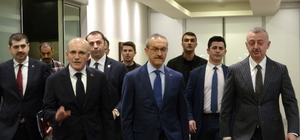 Bakan Şimşek, Kocaeli'de iş insanlarıyla buluştu