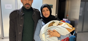 Mustafa bebek anne karnında yapılan kan nakilleriyle yaşama tutundu