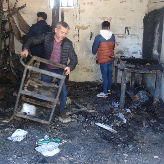 Gaziantep'te iş yerinde çıkan yangın söndürüldü