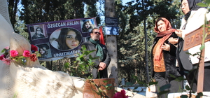 Özgecan Aslan ölümünün 9. yılında Mersin'deki mezarı başında anıldı