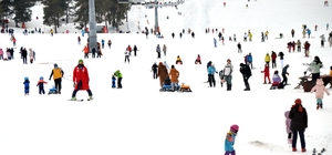 Sarıkamış Kayak Merkezi'nde hafta sonu yoğunluk yaşandı