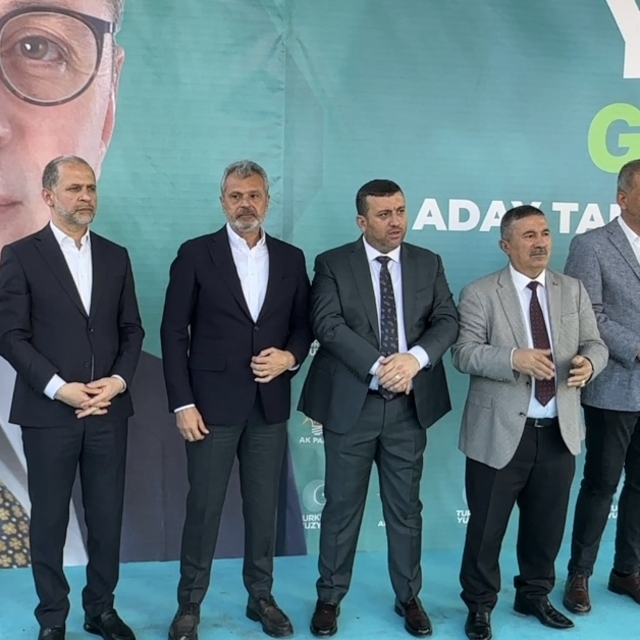 İskenderun'da Cumhur İttifakı'nın belediye başkan adayları tanıtıldı