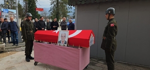 Kıbrıs gazisi Ayhan Kaymak, Düzce'de son yolculuğuna uğurlandı
