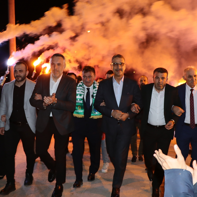 AK Parti'liler Ferizli'de "Ahde Vefa" gecesinde buluştu