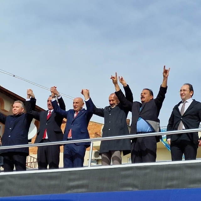 Turgut Altınok, Evren'de Seçim Koordinasyon Merkezi'nin açılışını yaptı