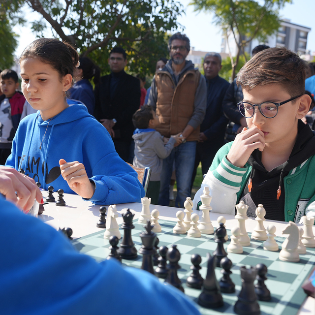 Tarsus'ta 180 öğrenci satranç eğitimi aldı