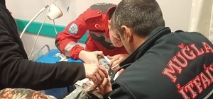 Muğla'da parmakta sıkışan yüzüğü hastaneye çağrılan itfaiye çıkardı