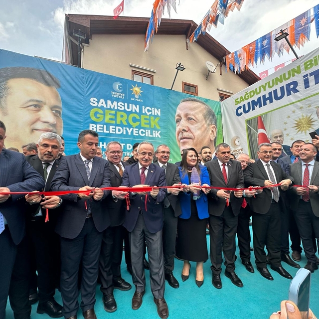 Samsun Büyükşehir Belediye Başkan adayı Doğan, SKM açılışına katıldı