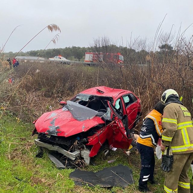Takla atan otomobilin sürücüsü öldü