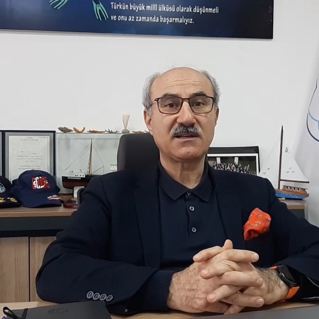 Prof.Dr. Sarı: Bilmediğiniz balığı yemeyin