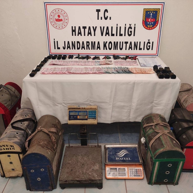 Hatay'da horoz dövüştüren 36 kişiye 242 bin 193 lira ceza