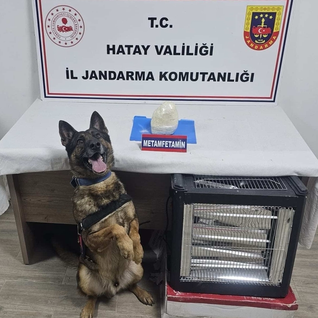 Hatay'da elektrikli ısıtıcıya gizlenmiş sentetik uyuşturucu ele geçirildi