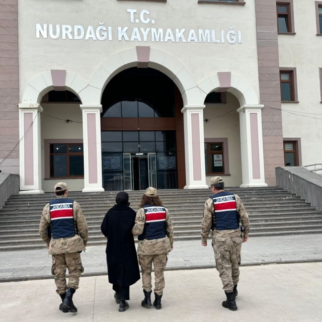 Gaziantep'te valizinde uyuşturucu bulunan yolcu tutuklandı