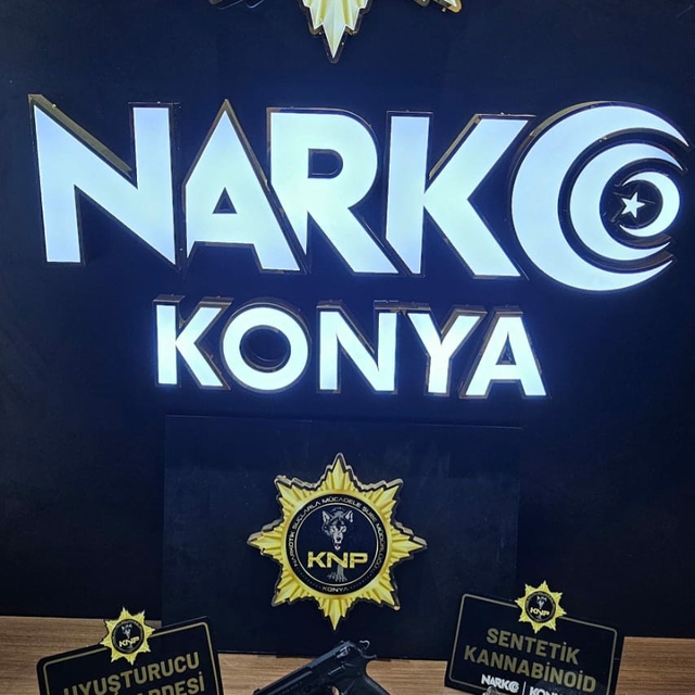Konya'da uyuşturucu operasyonlarında 2 zanlı tutuklandı