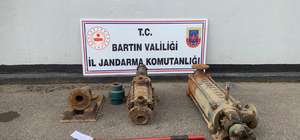 Bartın'da su motoru çaldıkları iddiasıyla yakalanan 3 zanlı tutuklandı