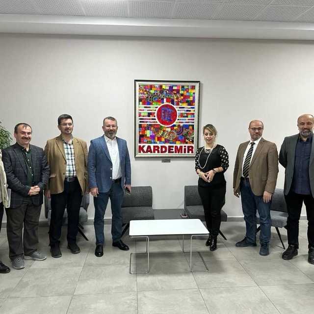 Karabük'te "Takım Çalışması ve İnovatif Liderlik Eğitimi" programı düzenlen...