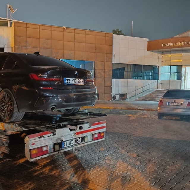 Hastane otoparkında drift atan sürücüye 33 bin lira ceza