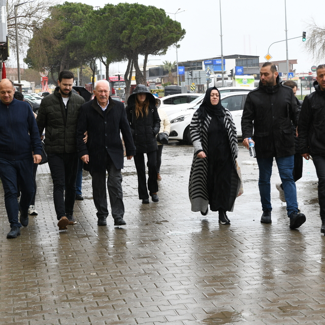 Türk Kızılay, Lapseki'de kan bağışı kampanyası düzenledi