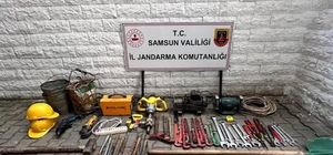 Samsun'da izinsiz kazı yapan 5 zanlı suçüstü yakalandı