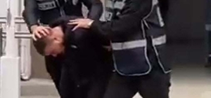 İzmir'de taksiciyi yumruklayan şüpheli serbest