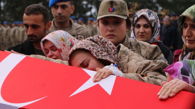 Beyin kanaması geçiren uzman çavuş, şehit oldu (2)