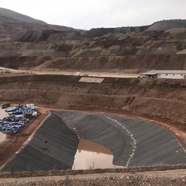 Altın madeni sahasında toprak kayması: 9 işçi kayıp (7)- Yeniden