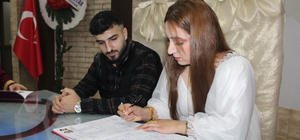 Mersin'de 14 Şubat'ta evlenmek isteyen çiftler nikah dairelerini dolduruyor