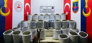 Diyarbakır'da 611 kilogram toz esrar ele geçirildi
