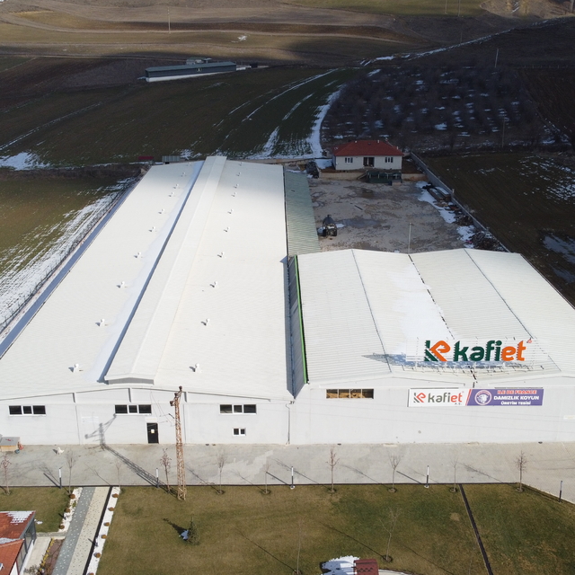 Üniversiteli girişimci, ailesinin desteğiyle "İle de France" cinsi damızlık...