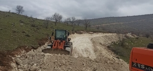 Hasankeyf'te Çatalsu mezrasında yol yapım çalışmaları tamamlandı