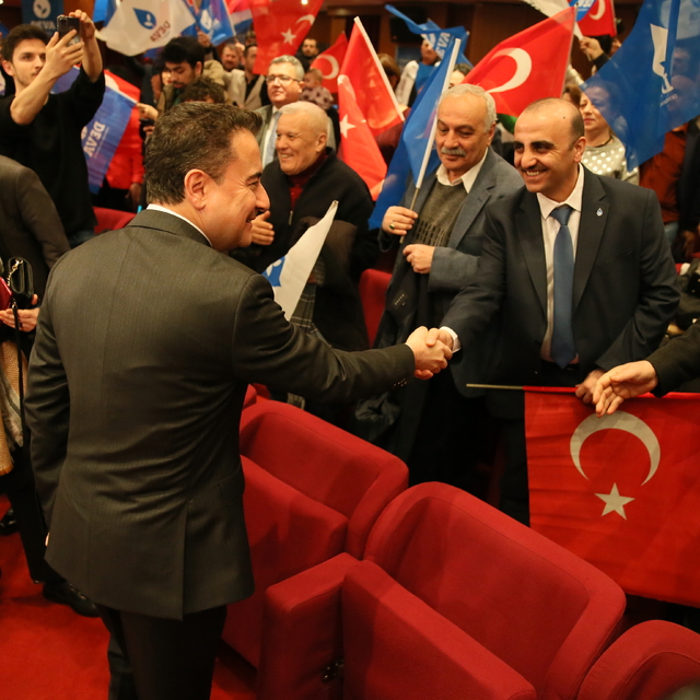 DEVA Partisi Genel Başkanı Babacan, Eskişehir'de aday tanıtım toplantısına...