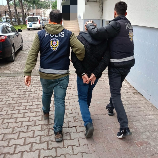 Samsun'da hakkında 10 yıl 5 ay hapis cezası bulunan firari yakalandı
