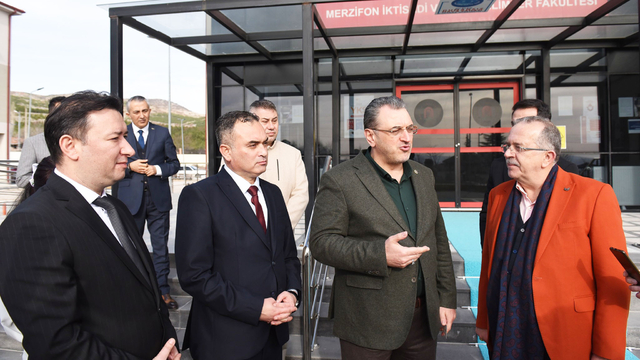 Milletvekili Çilez'den Merzifon MYO'ya ziyaret