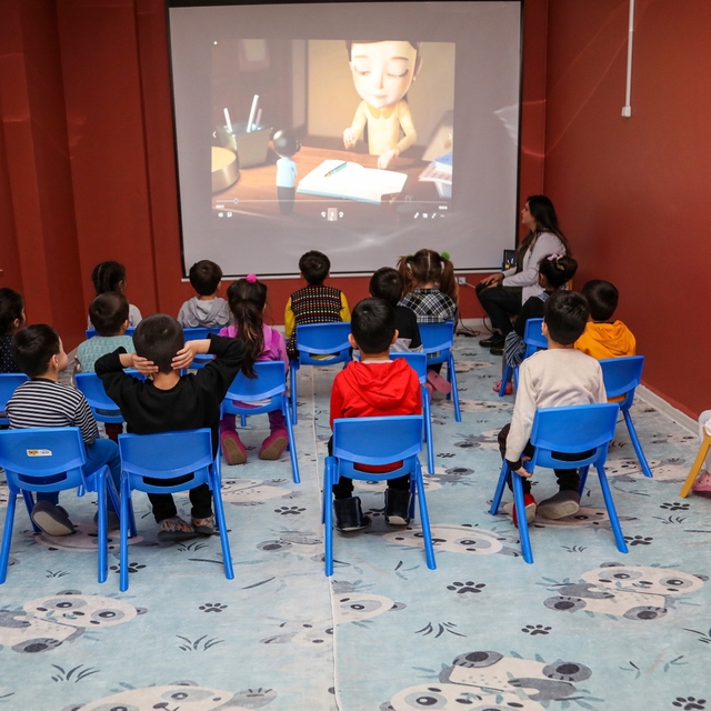 Van Büyükşehir Belediyesi çocuklarına kreş hizmeti veriyor