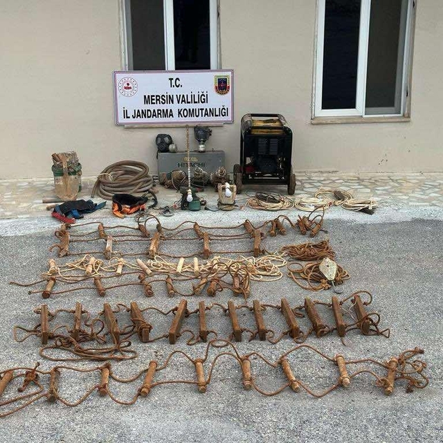 Mersin'de kaçak kazı yaptıkları iddiasıyla 5 şüpheli yakalandı