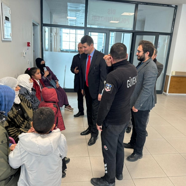 AK Parti Çaldıran Belediye Başkan adayı Yıldırım ziyaretlerini sürdürüyor