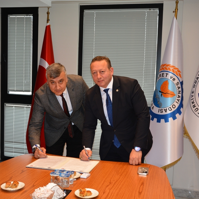 Bafra'da "Mesleki Gelişim için Bafra TSO ile İşbirliği Projesi"nin protokol...