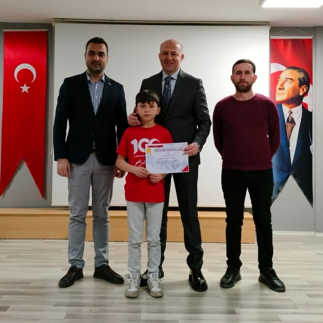 Espiye'de İstiklal Marşı'nı Güzel Okuma Yarışması yapıldı