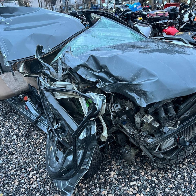 Kocaeli'de park halindeki tıra çarpan otomobilin sürücüsü öldü