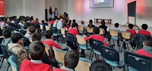 Gelibolu'da öğrencilere deprem farkındalık eğitimi