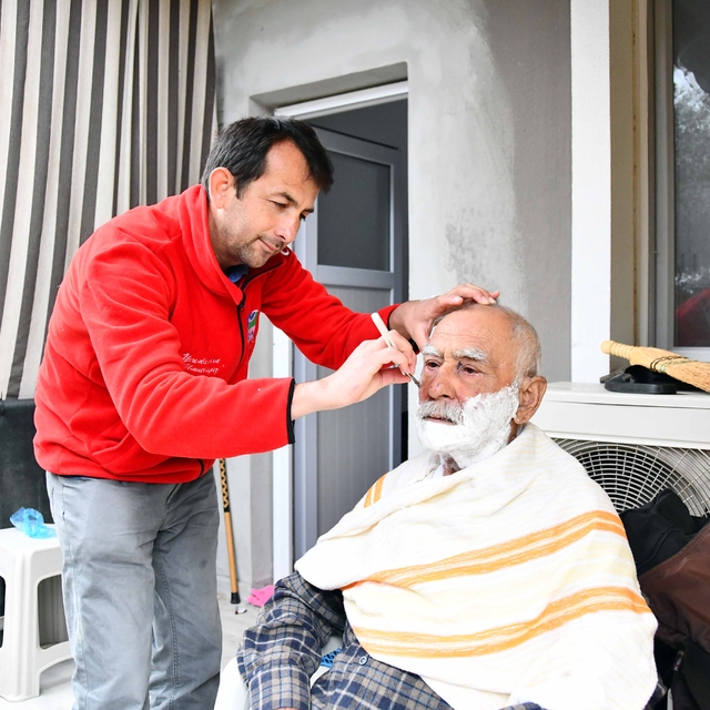 Fethiye Belediyesinin evde bakım hizmetleri sürüyor