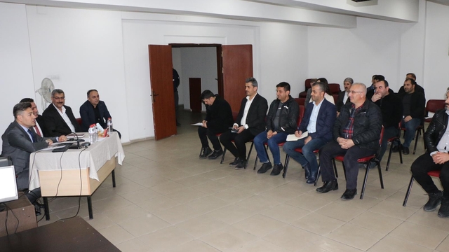 Hizan'da okul müdürleri toplantısı düzenlendi